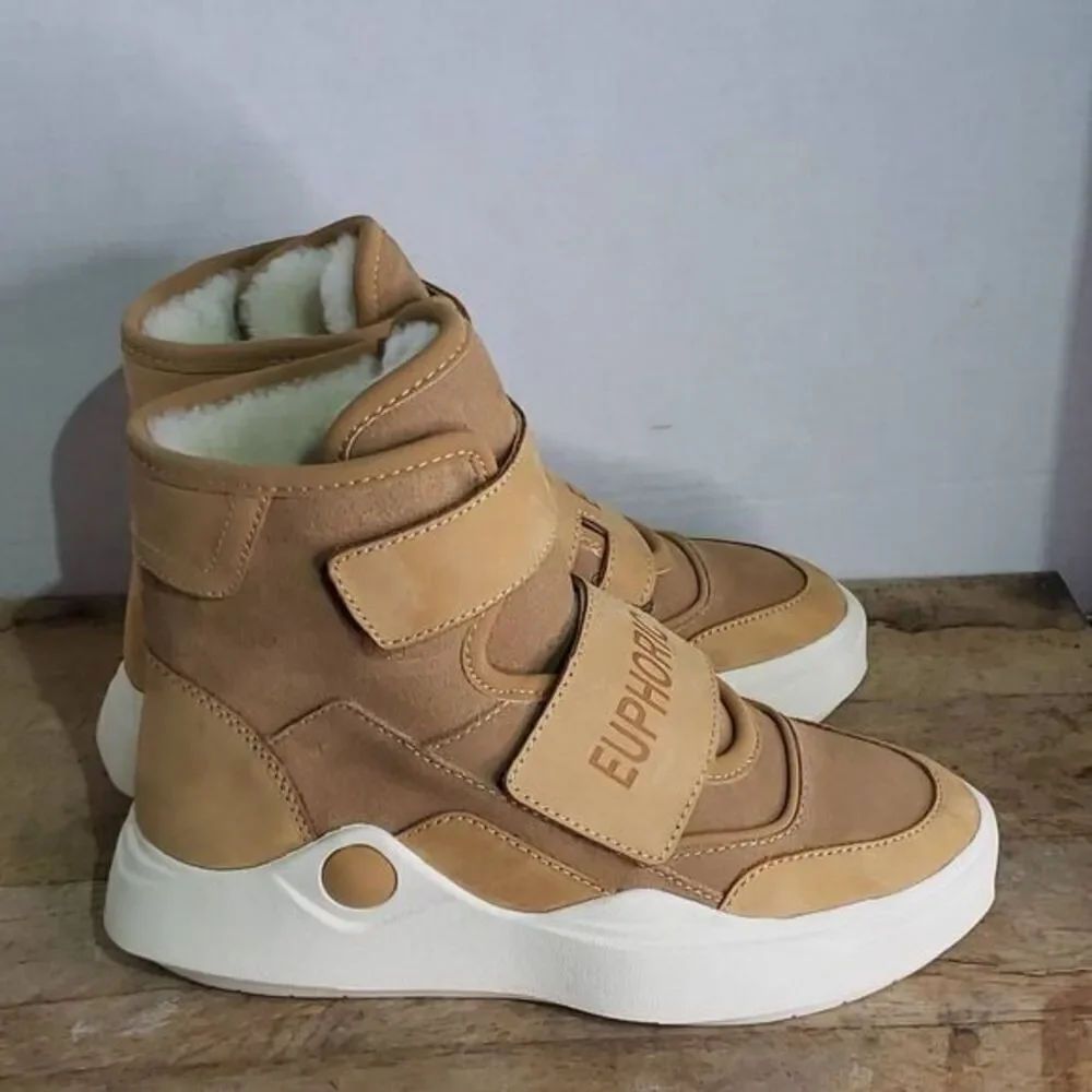 Euphoric brown chunky lug winter boots cozy fur lined‎ warm casual